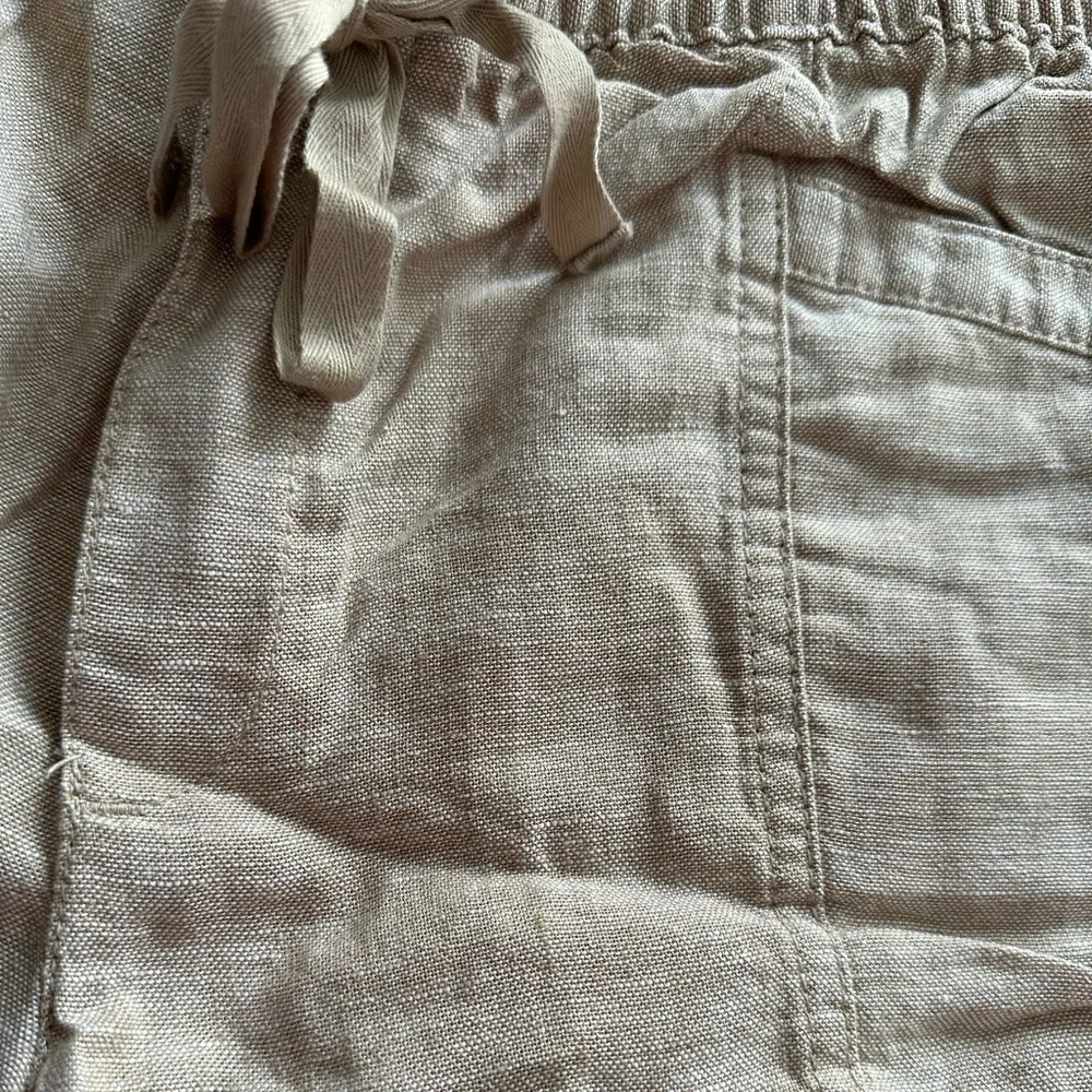 Pull On Shorts - Picture 2 of 3